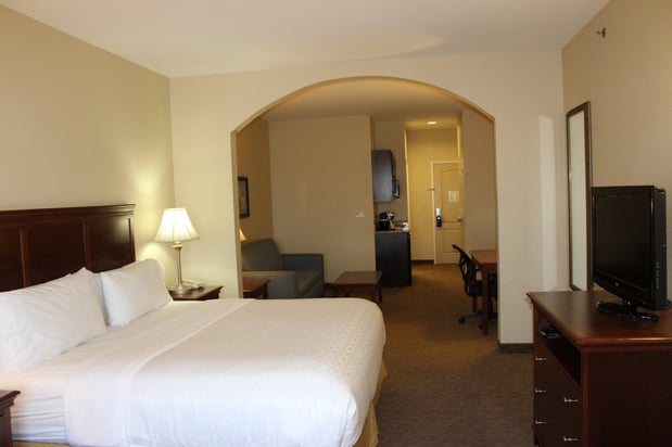 Images Holiday Inn Express & Suites Dallas Southwest-Cedar Hill by IHG