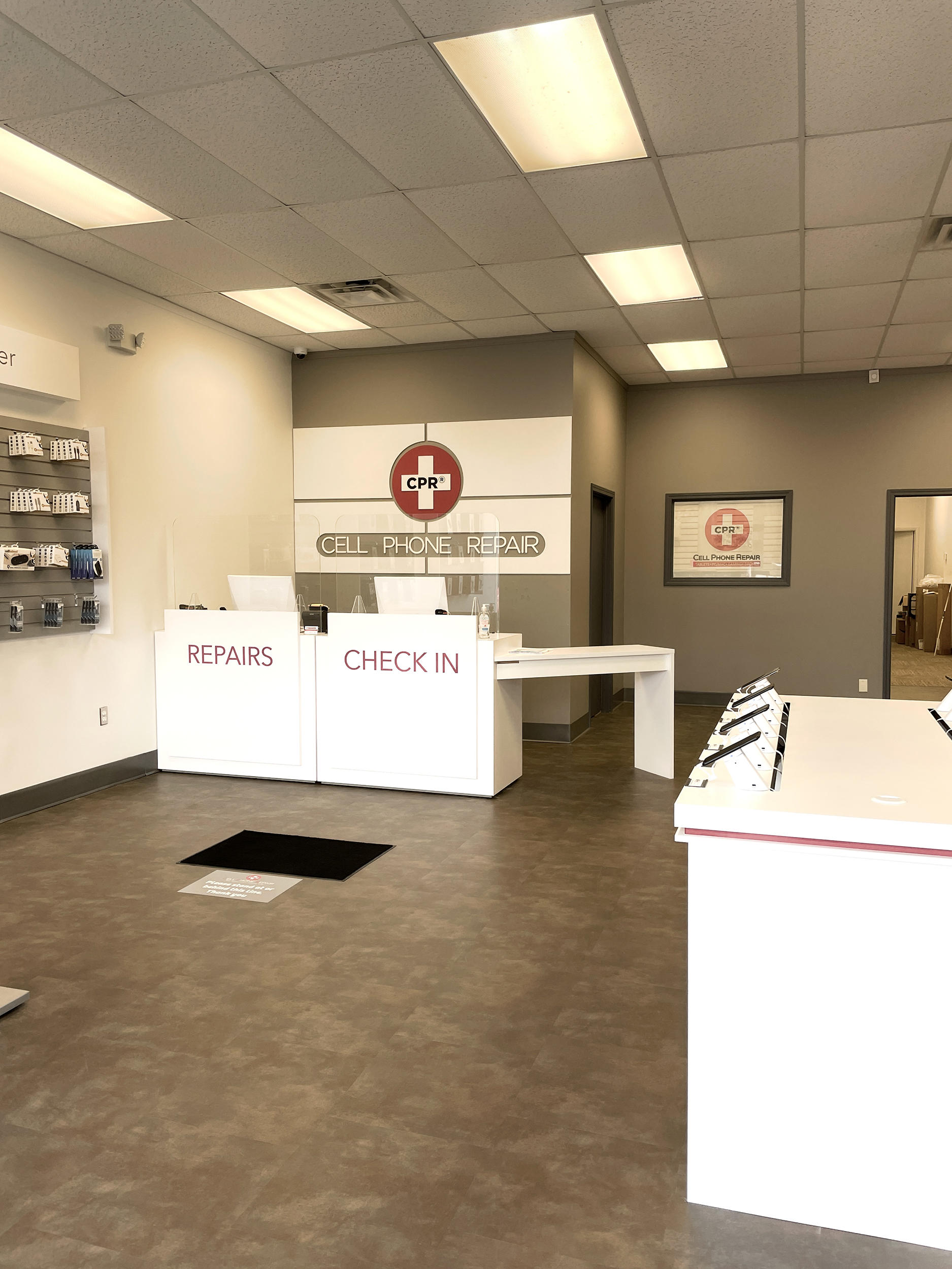 CPR Cell Phone Repair New Hartford NY - Store Interior