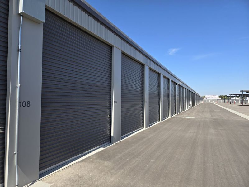 Images Extra Space Storage