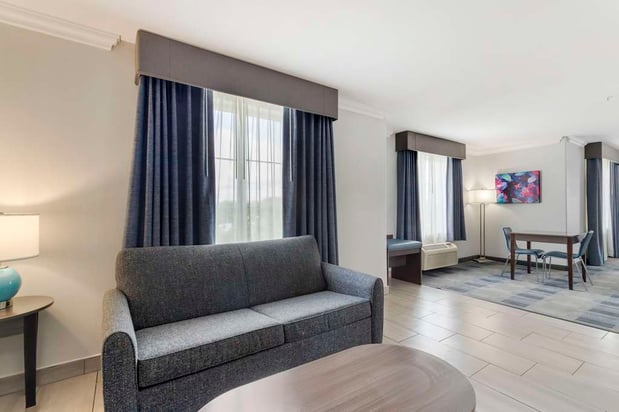 Images Best Western Medical Center North Inn & Suites Near Six Flags