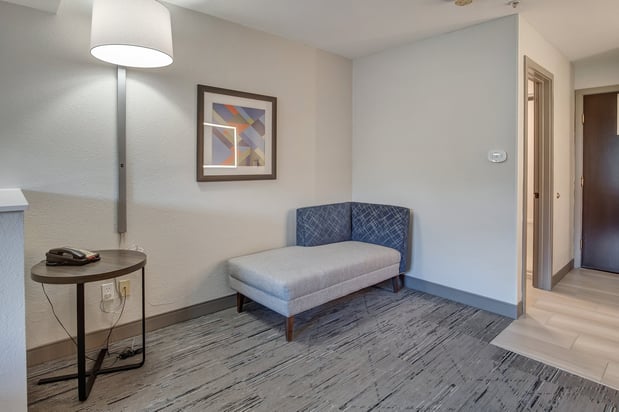 Images Holiday Inn Express Portland East - Troutdale by IHG