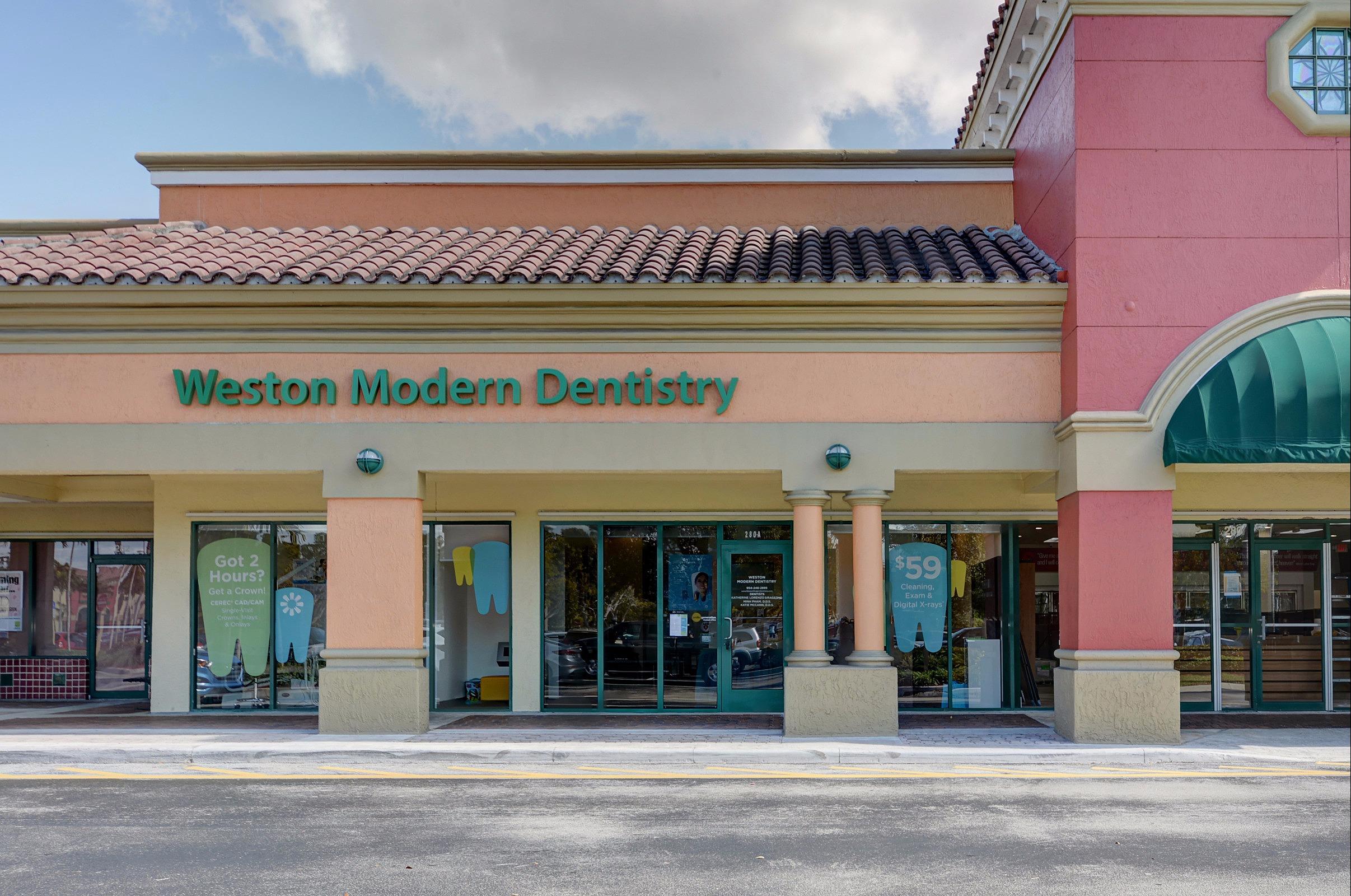 Looking for a family dentist in Weston, FL? You have come to the right spot! Weston Modern Dentistry Weston (954)248-2895