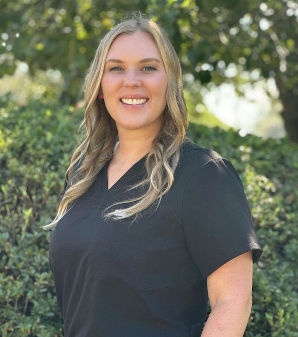 Dr. Tiffany Deaton, DMD - Summerville, SC - Dentistry, Cosmetic Dentistry, General Dentistry, Pediatric Dentistry