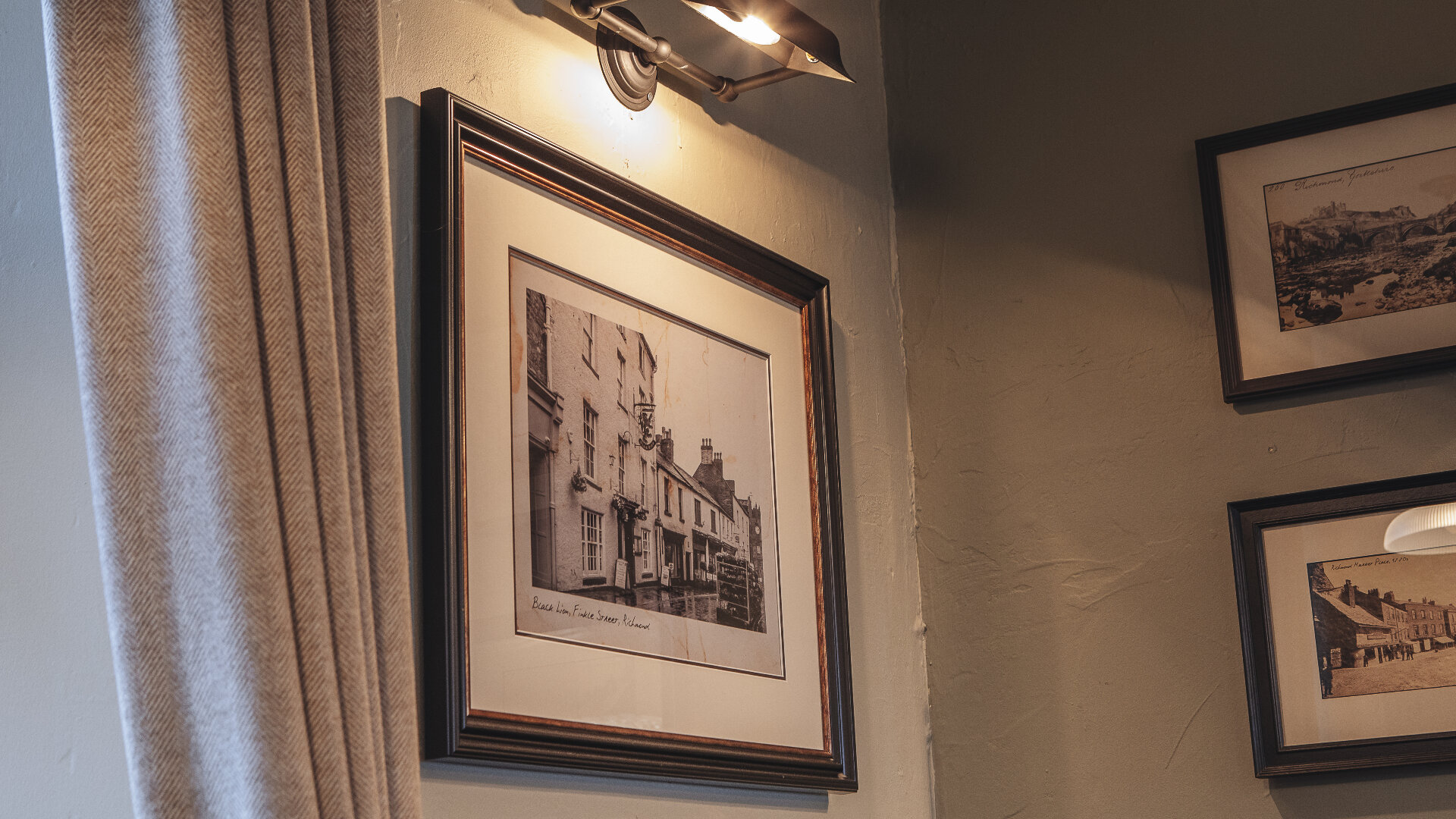 Images Black Lion Hotel