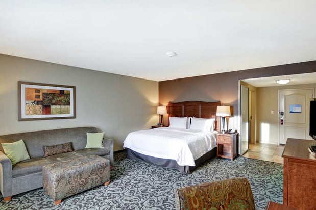 Images Hampton Inn & Suites New Hartford