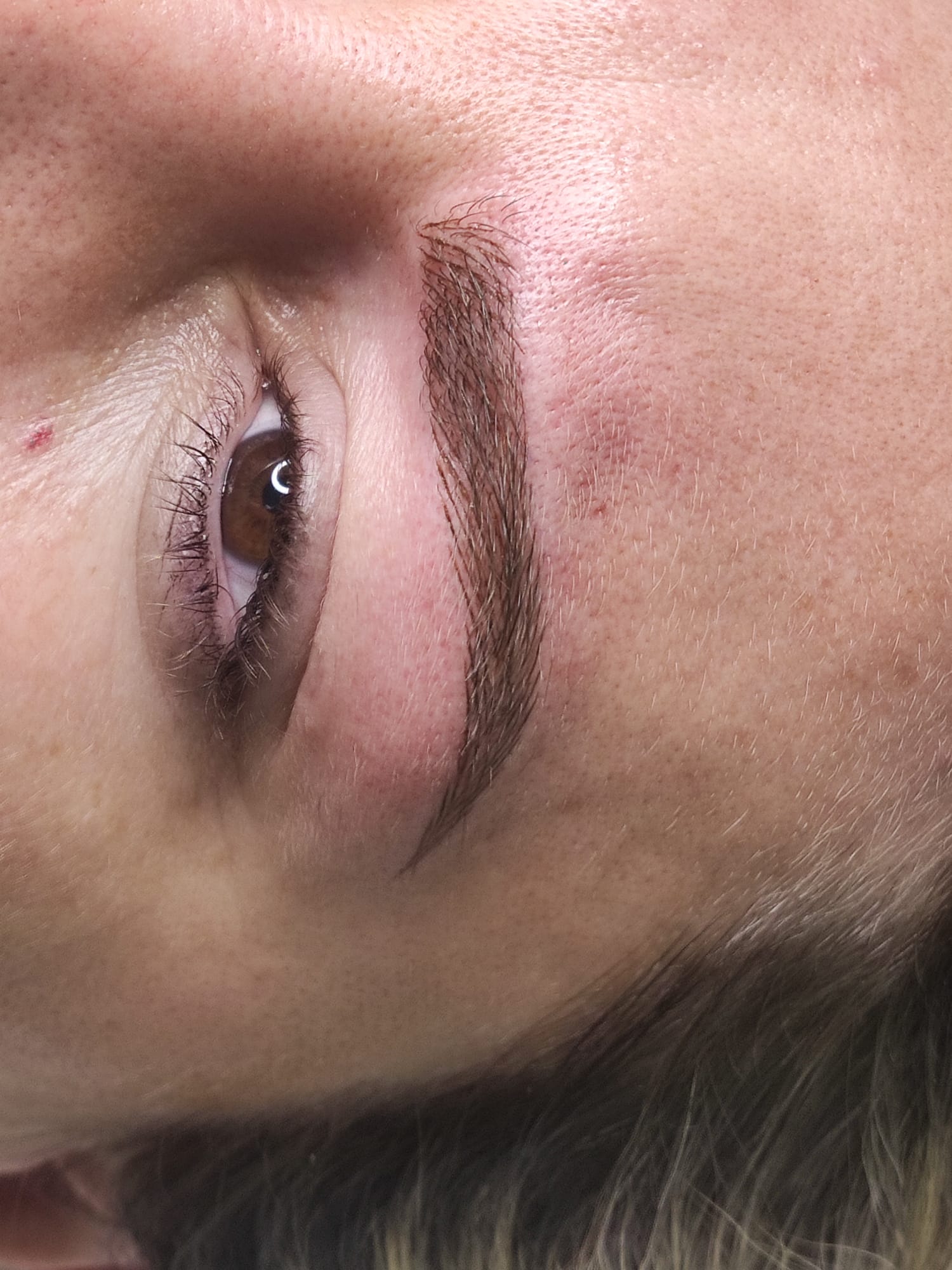 Images Dc Brows & lashes