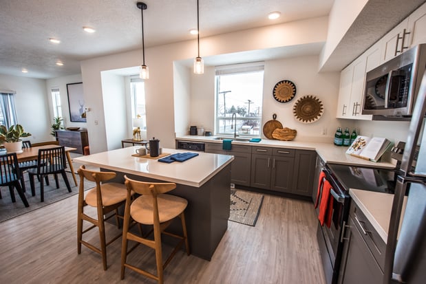 Images Woods Rose Townhomes