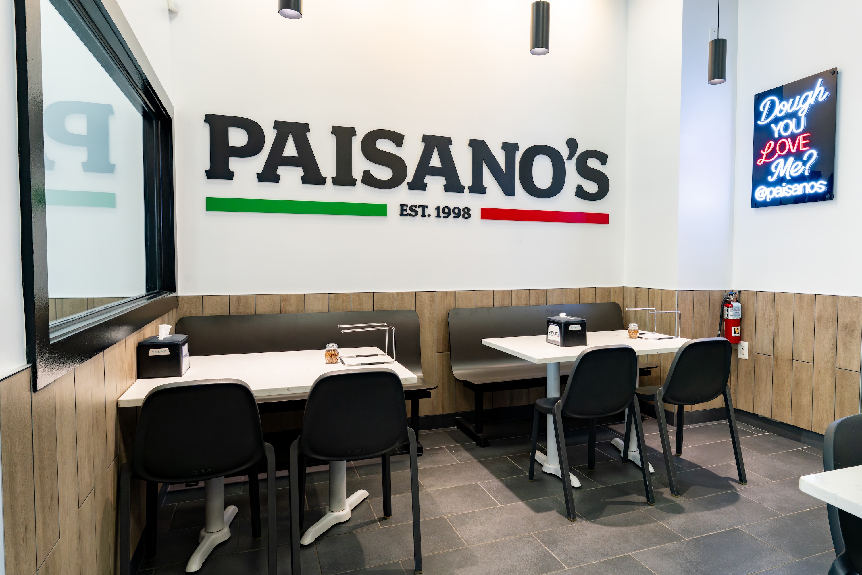 Paisano's Pizza Image