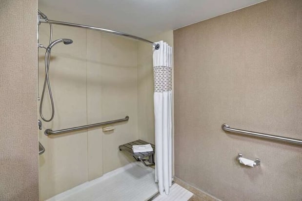 Images Hampton Inn Albany-Wolf Road (Airport)