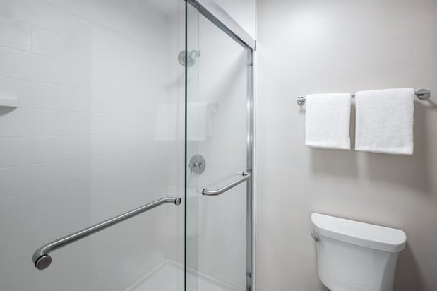 Images Holiday Inn Express & Suites Portland-Jantzen Beach by IHG