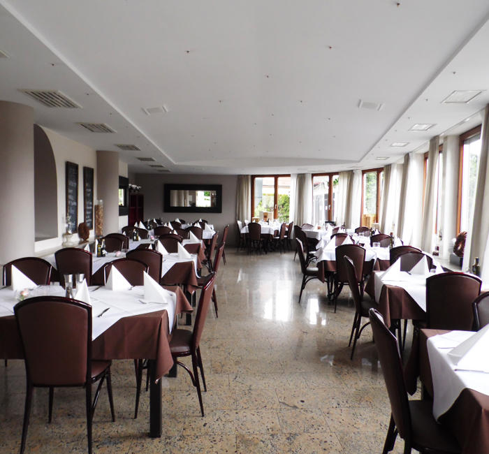 Restaurant Bonnetshöhe, Inh. Luigi Inglese, Mozartstraße 10 in Göppingen