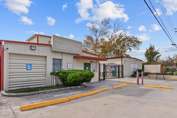 Images Curio Storage Northline Houston