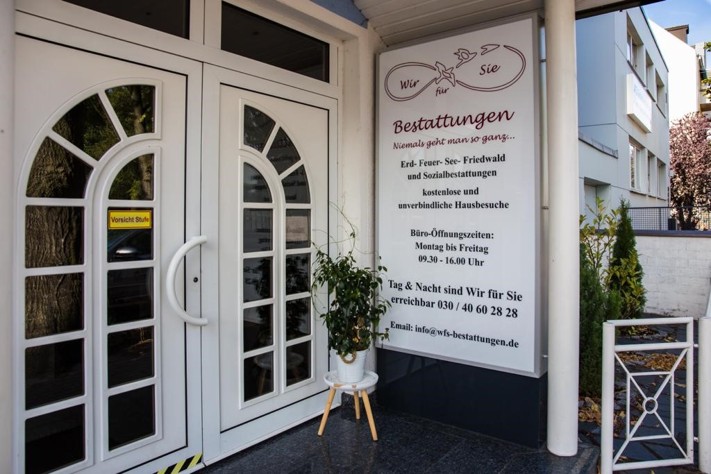 Wir für Sie Bestattungen GmbH, Lübarser Straße 13 in Berlin