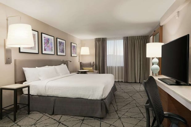 Images Hilton Garden Inn Springfield, NJ