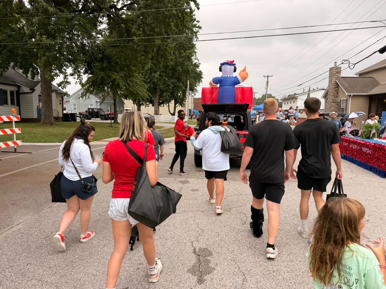 We had the best time walking in the parade on Saturday for Mascoutah Homecoming! I love doing this each year and always look forward to it. What a fun time! Here is to next year!