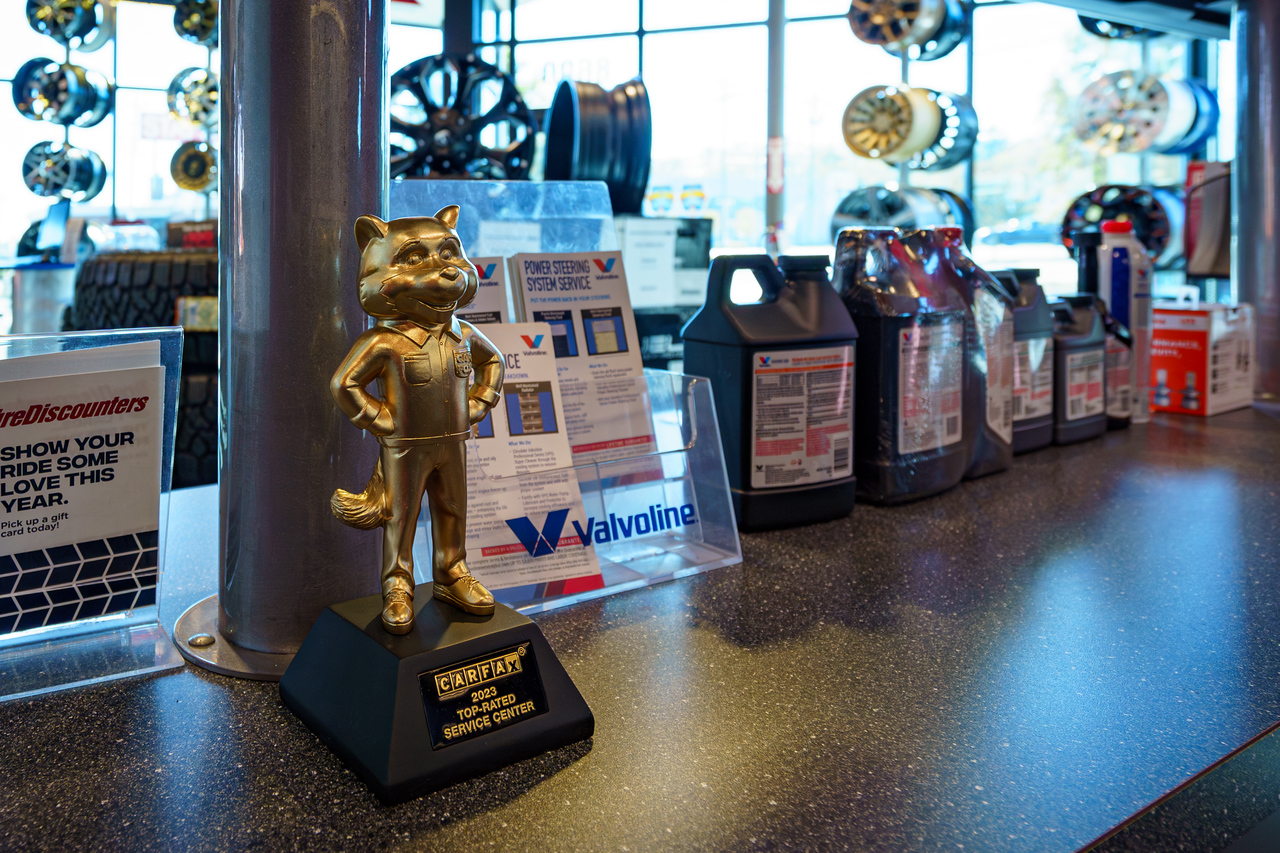 Tire Discounters Beechmont | Tires, Wheels, Services, Fluids, & more