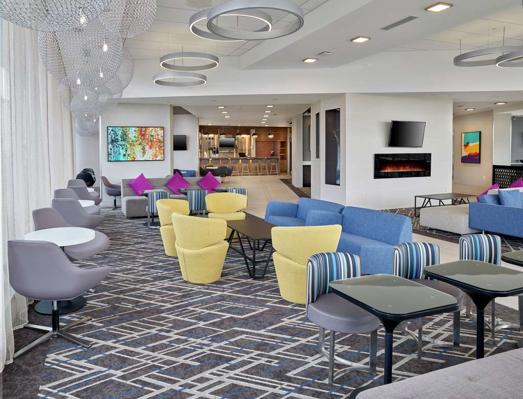 Images DoubleTree by Hilton Edmonton Downtown
