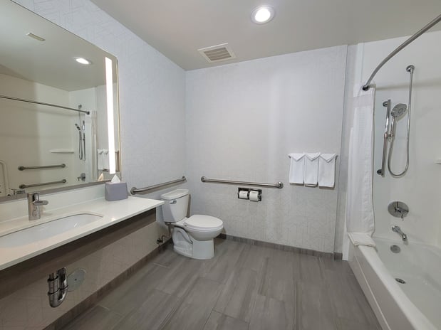 Images Holiday Inn Express San Diego South - Chula Vista by IHG