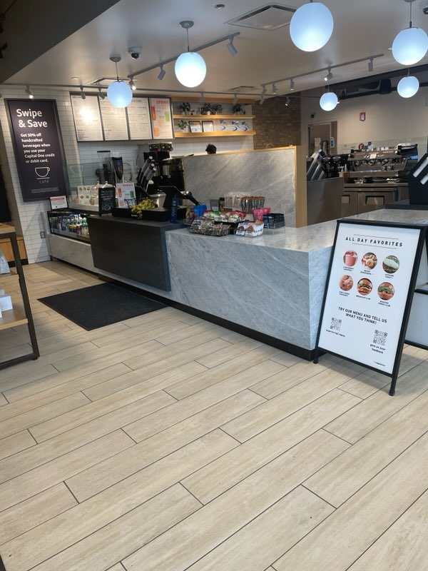 Images Capital One Café