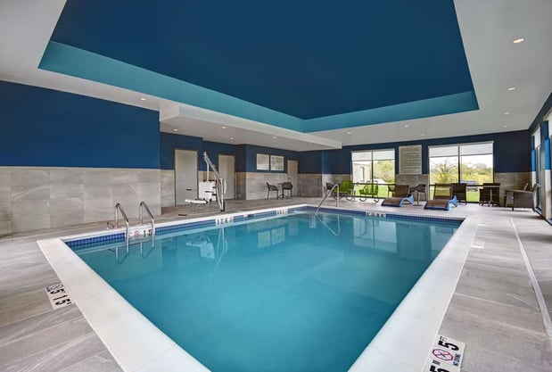 Images Hampton Inn Cave City