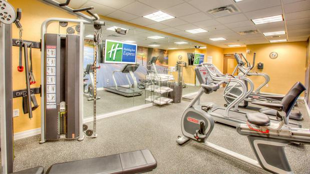 Images Holiday Inn Express Wichita South by IHG