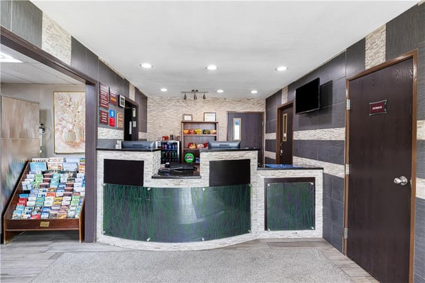 Images SureStay Plus by Best Western Kearney Liberty North