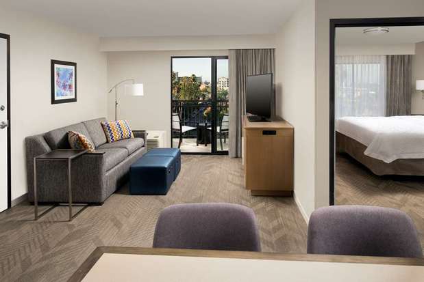 Images Hampton Inn & Suites Anaheim Garden Grove