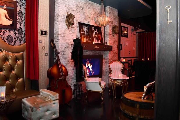 Images 1923 Prohibition Bar