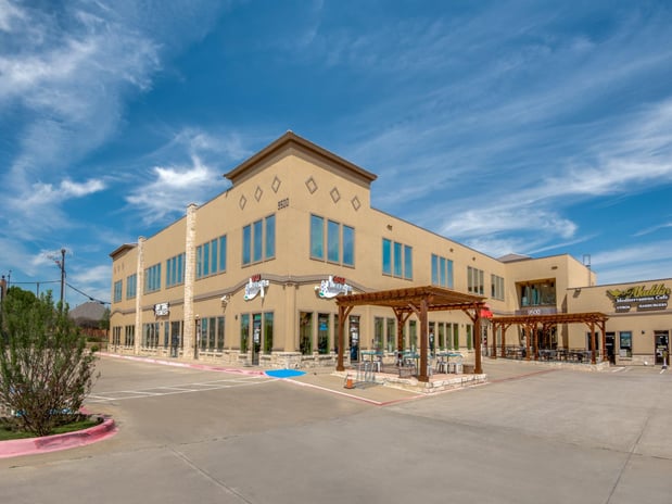 Images Lucid Private Offices - Keller / Fort Worth Alliance