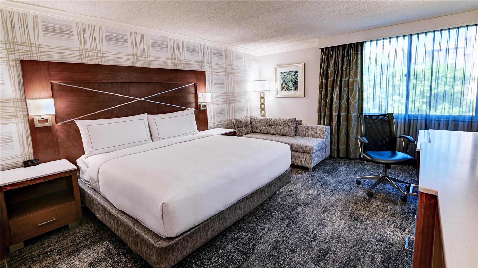 Guest room