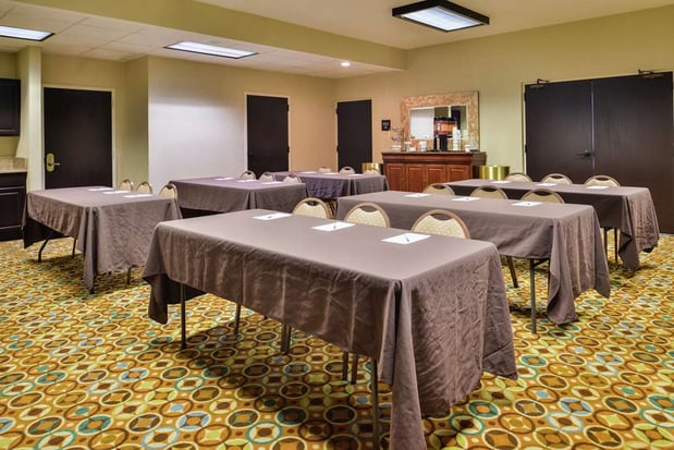 Images Hampton Inn Staunton
