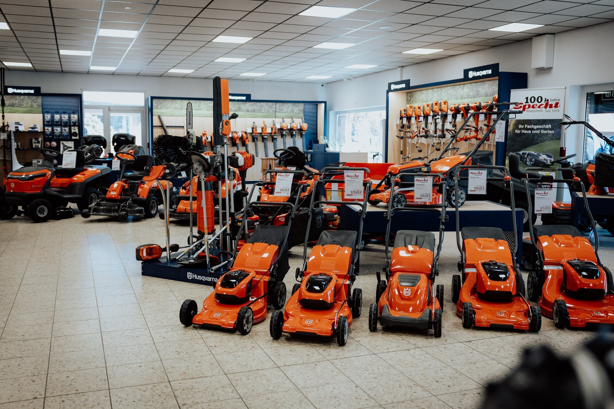 Specht Reepsholt e. K., Reepsholter Hauptstraße 17 in Friedeburg