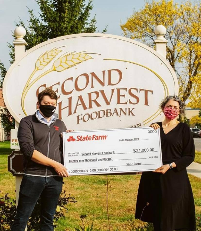 Proud to have been a part of 40 local State Farm Agents who helped raise funds and donated $21,000 to Second Harvest Food Bank of Southern Wisconsin! #GoodNeighbor