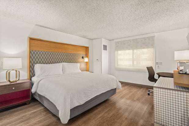 Images Holiday Inn Tampa Westshore - Airport Area by IHG