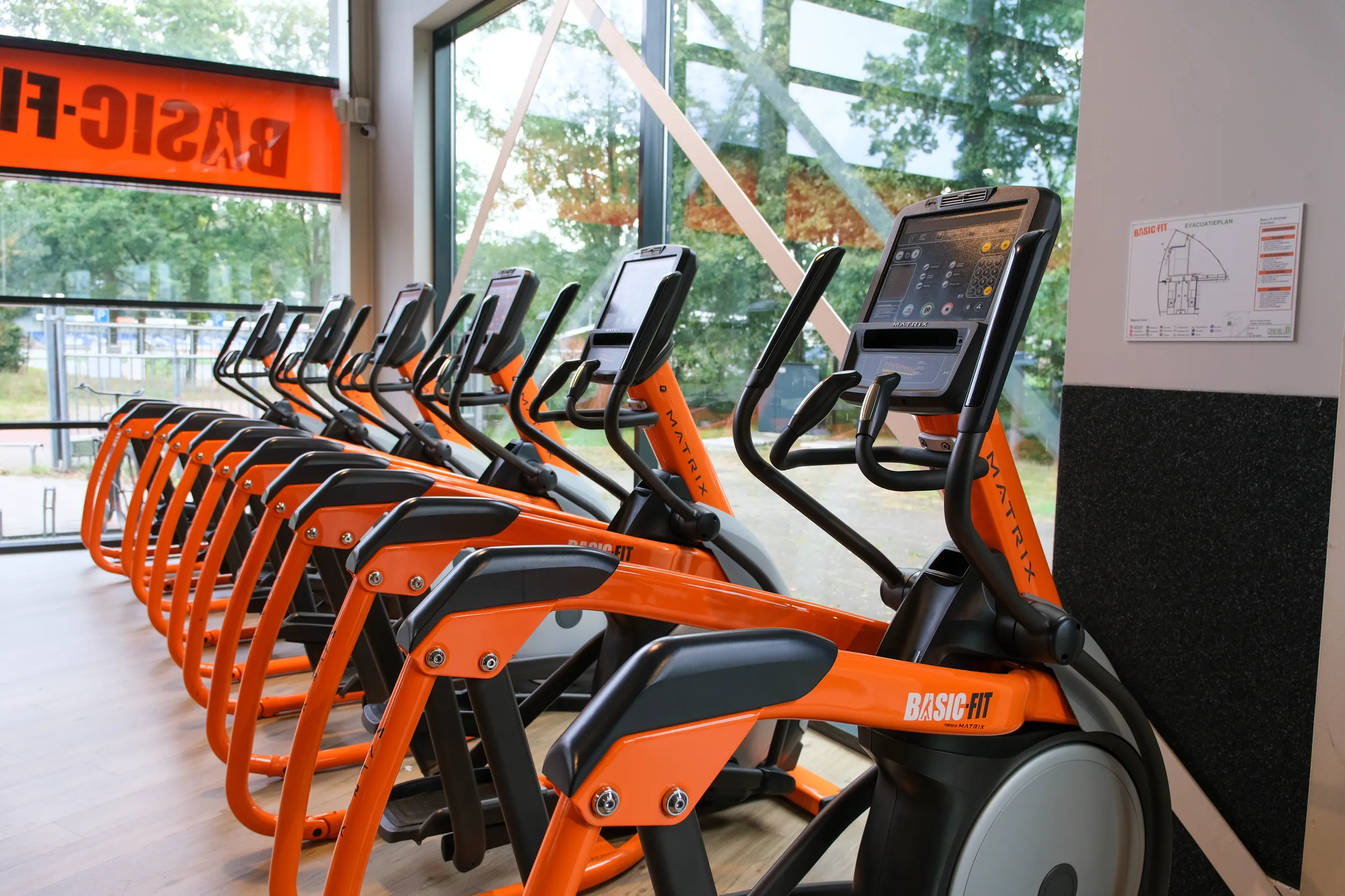Foto's Basic-Fit 24/7