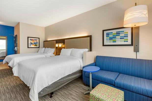 Images Holiday Inn Express & Suites Phoenix Dwtn - State Capitol by IHG