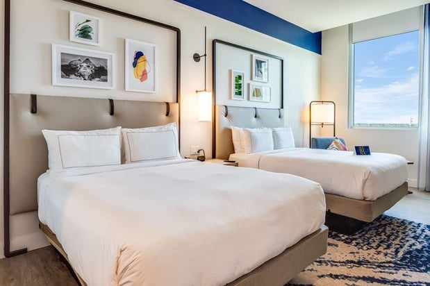 Images SERENA Hotel Aventura Miami, Tapestry Collection by Hilton