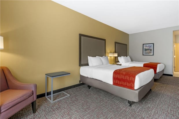 Images Best Western Plus Elizabethtown Inn & Suites
