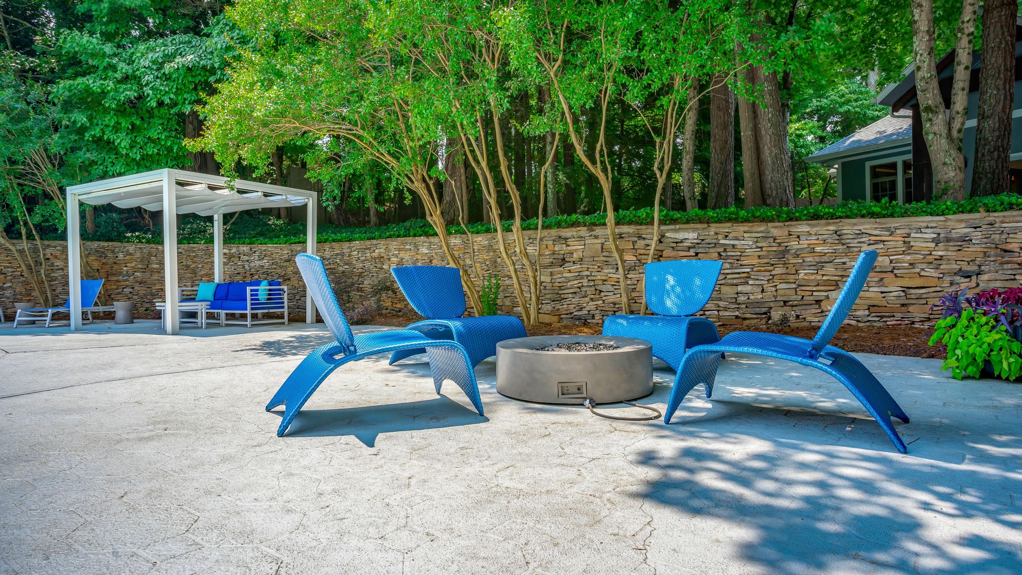 outdoor courtyard