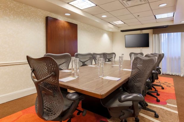 Images Hilton Garden Inn Dallas/Market Center