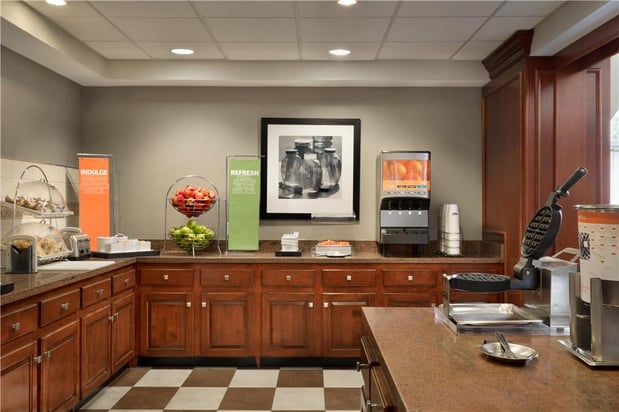 Images Hampton Inn & Suites Newport/Middletown