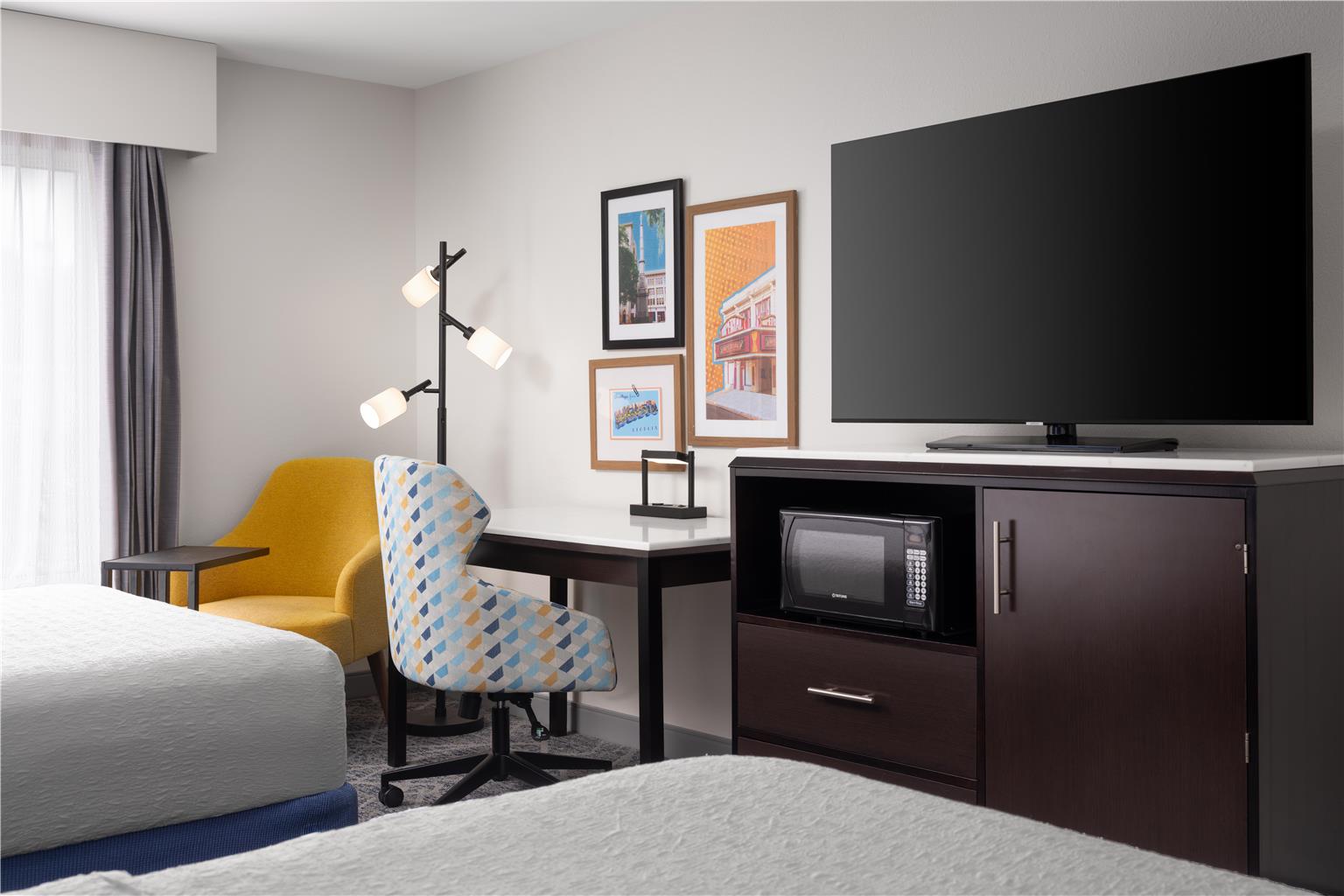 Guest room