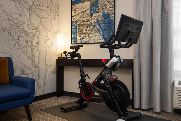 Images DoubleTree by Hilton McLean Tysons