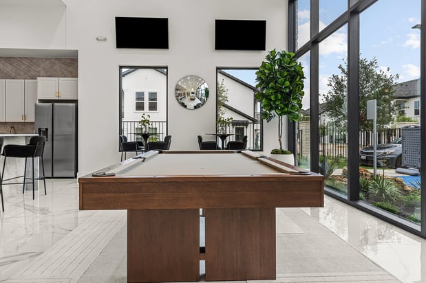 Images Luxe of Denton