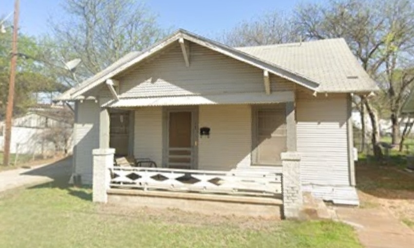 Exterior Paint & Roof Job: Before