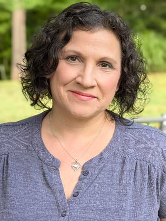 Images Alizah Allen, Therapy Clinician