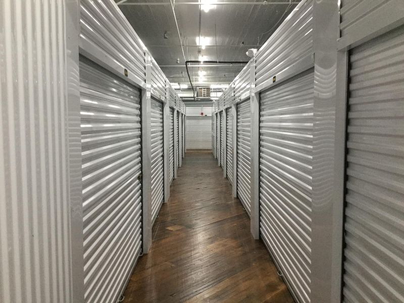 Images Life Storage - Milwaukee