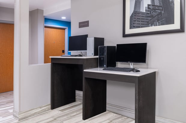 Images Garner Hotel Oklahoma City - Quail Springs by IHG