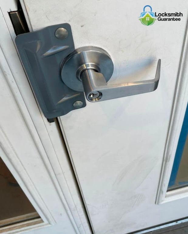 Images Locksmith Guarantee
