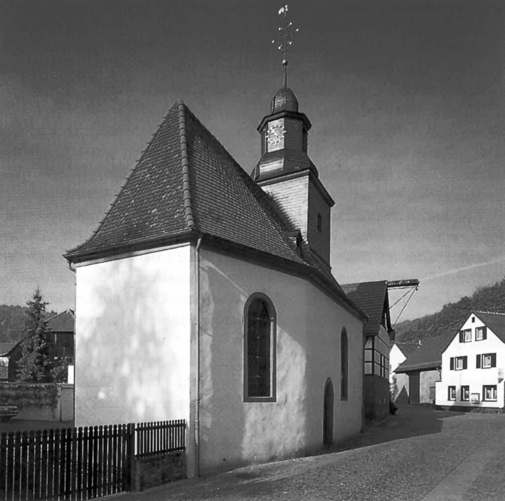 Bild 1 Evangelische Kirche Wald-Amorbach - Evangelische Kirchengemeinde Breuberg in Breuberg